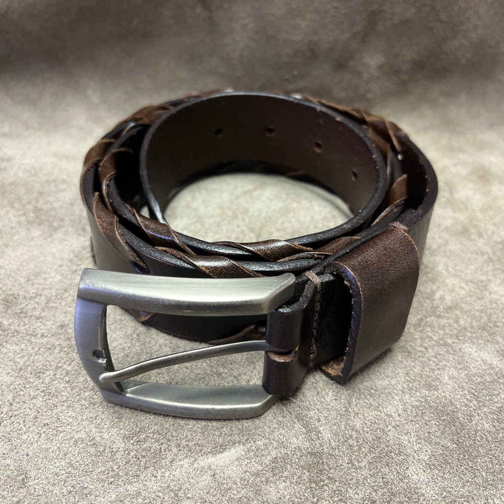 Kenneth Cole brown belt